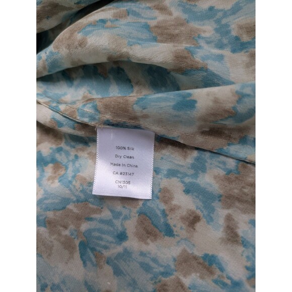 Talbots Top Women’s 12 100% Silk Button Front Shirt Blue Blouse Green Cap SS - Picture 5 of 6